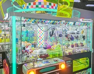 COLOR MAGIC CUBE (8 Players) – An 8-Player Island Claw Machine Built for High-Traffic Arcades